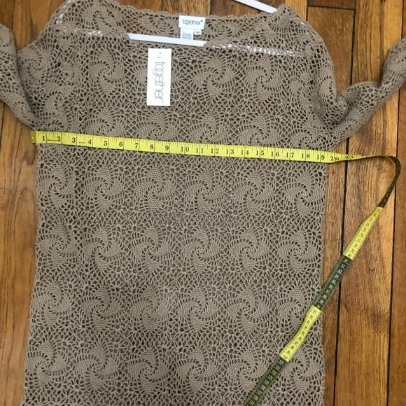 Tunic - Picture 10 of 12